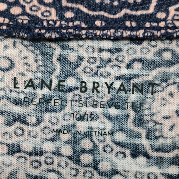 Lane Bryant Perfect Sleeve Crew Neck Tee Size 10/12 Navy Geo Print - Picture 4 of 7